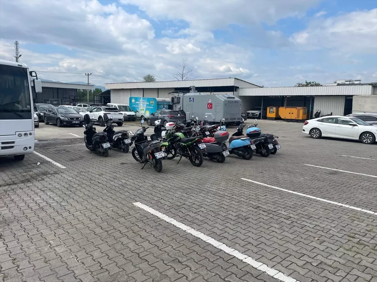 Düzce'de Motosiklet Dolandırıcılığı Operasyonu: 27 Gözaltı