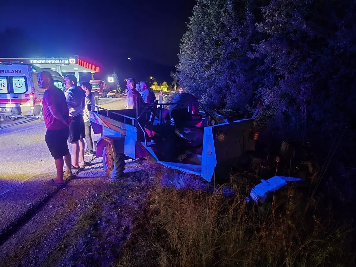 Yığılca'da 'Pat Pat' ile Otomobil Çarpıştı: 1'i Ağır 3 Yaralı