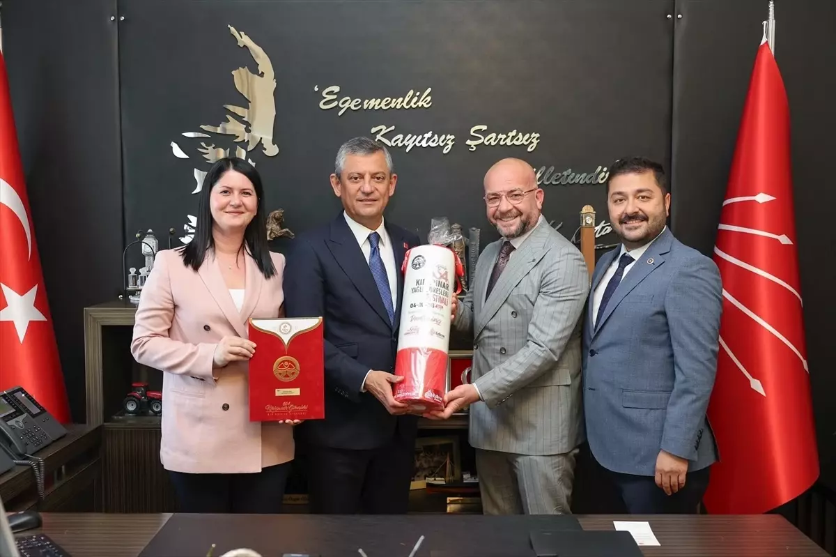 Edirne Belediye Başkanı Kırkpınar Yağlı Güreşleri için CHP Genel Başkanı'na Davet Gönderdi