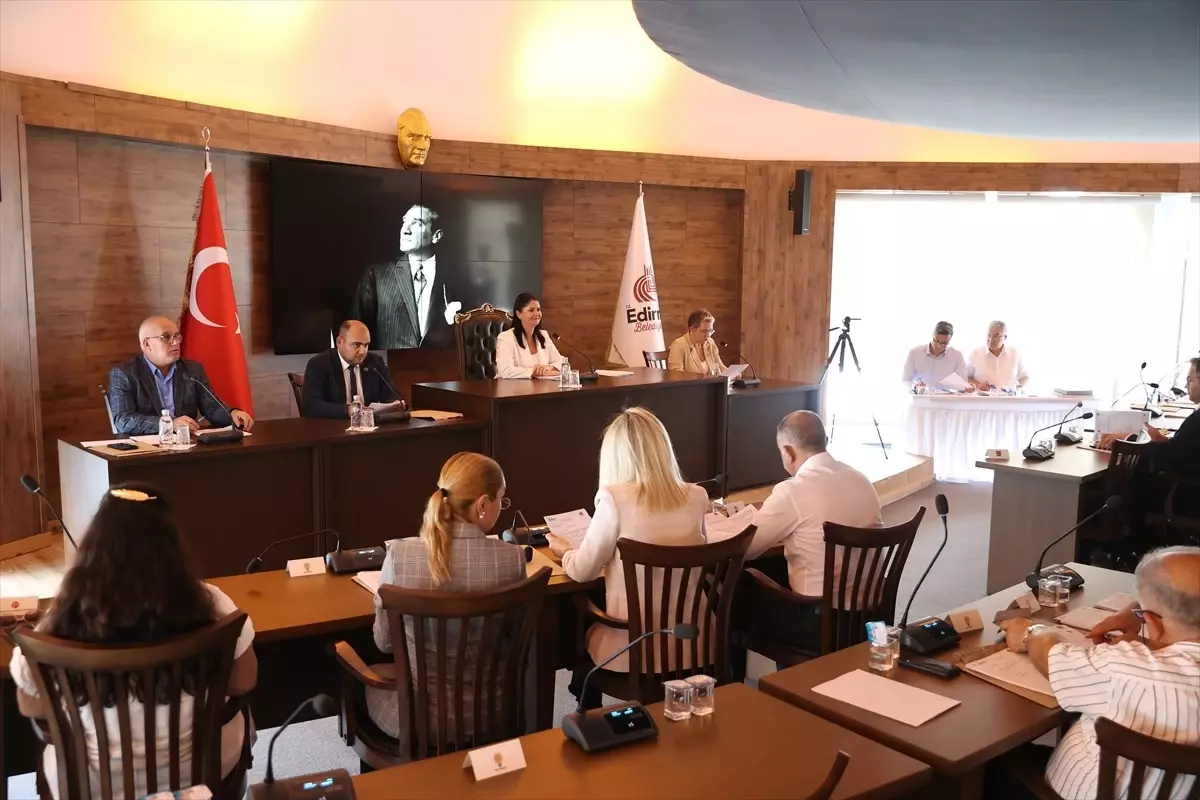 Edirne Belediyesi Meclis Toplantısında Kuraklık ve Selimiye Restorasyonu Görüşüldü