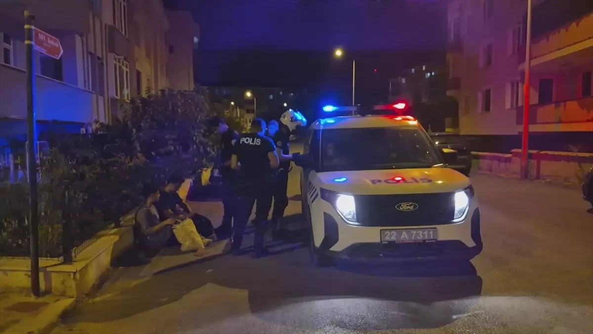 Edirne'de 5 Düzensiz Göçmen Yakalandı