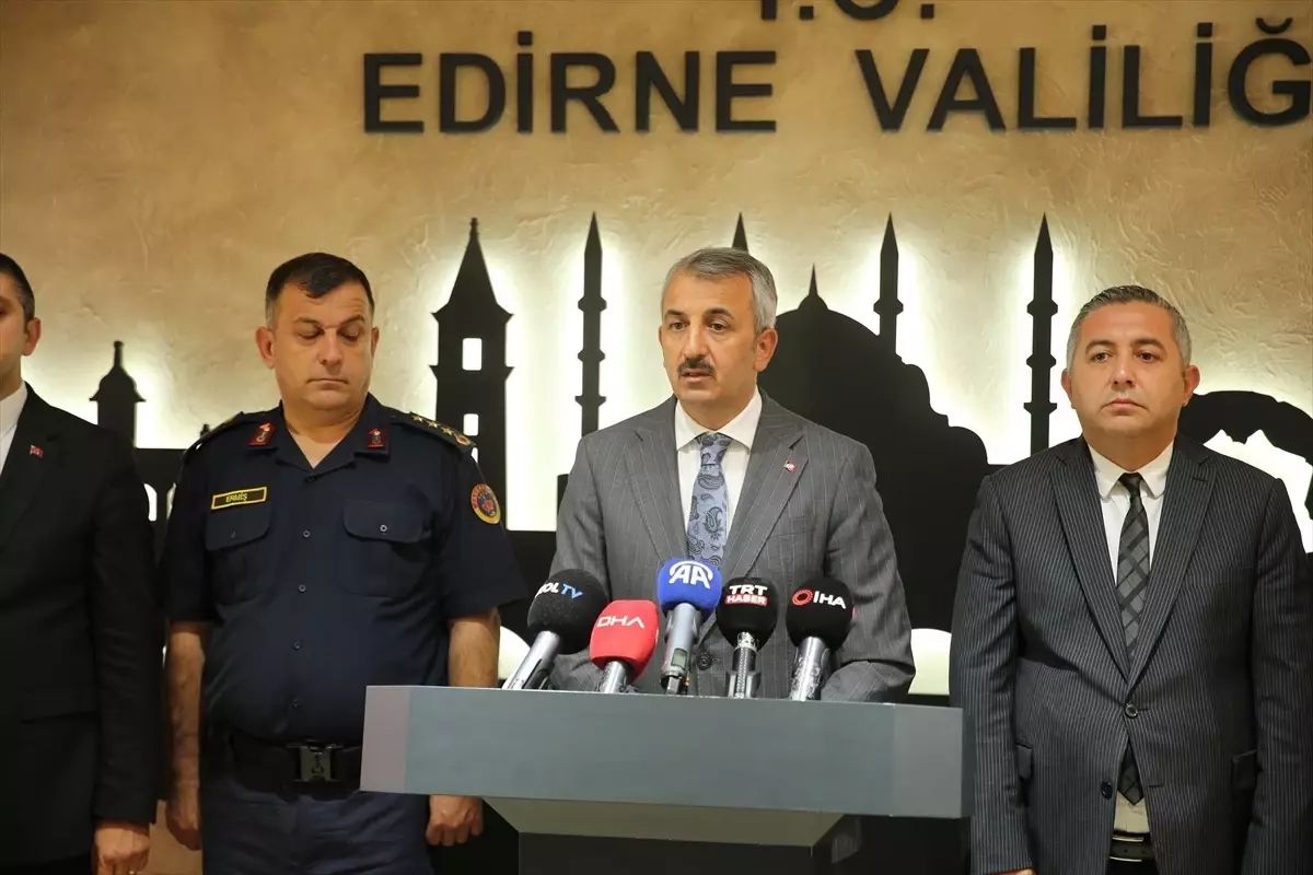 Edirne'de Uyuşturucu Operasyonlarında 5 Ton 296 Kilogram Ele Geçirildi