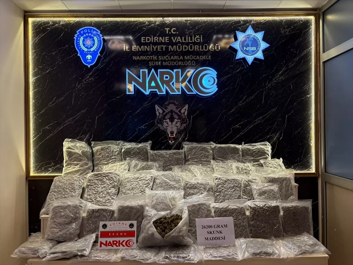 Edirne'de 26 Kilo Sentetik Uyuşturucu Ele Geçirildi