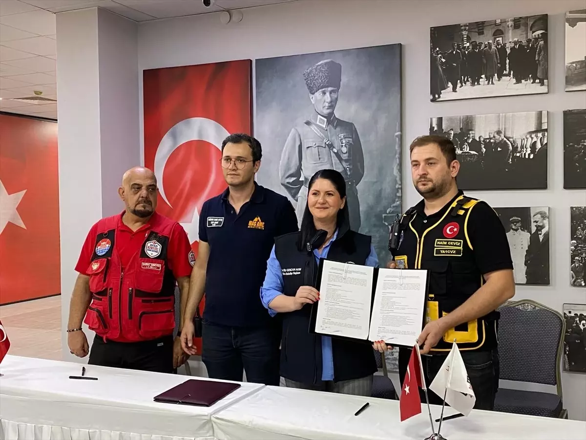 Marmara Depremi'nin 26. Yılı Edirne'de Anma Programıyla Kutlandı