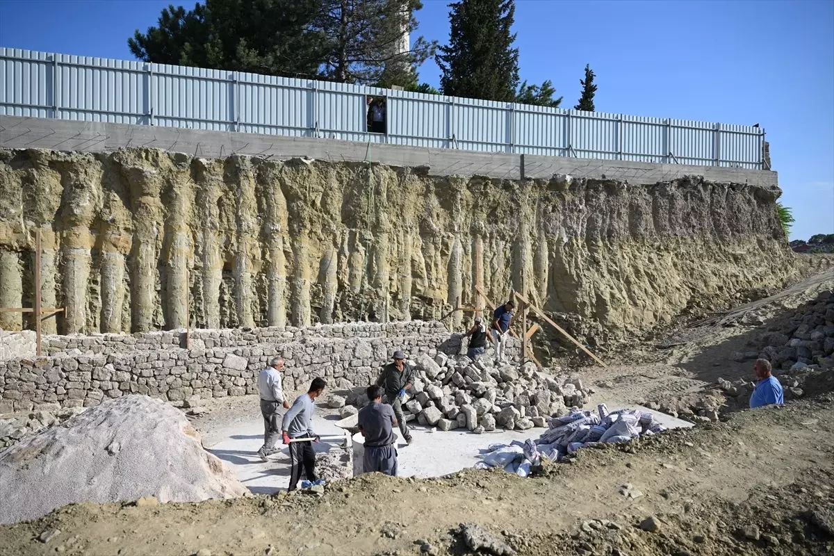 Muradiye Mevlevihanesi'nin İhyası İçin Çalışmalar Devam Ediyor