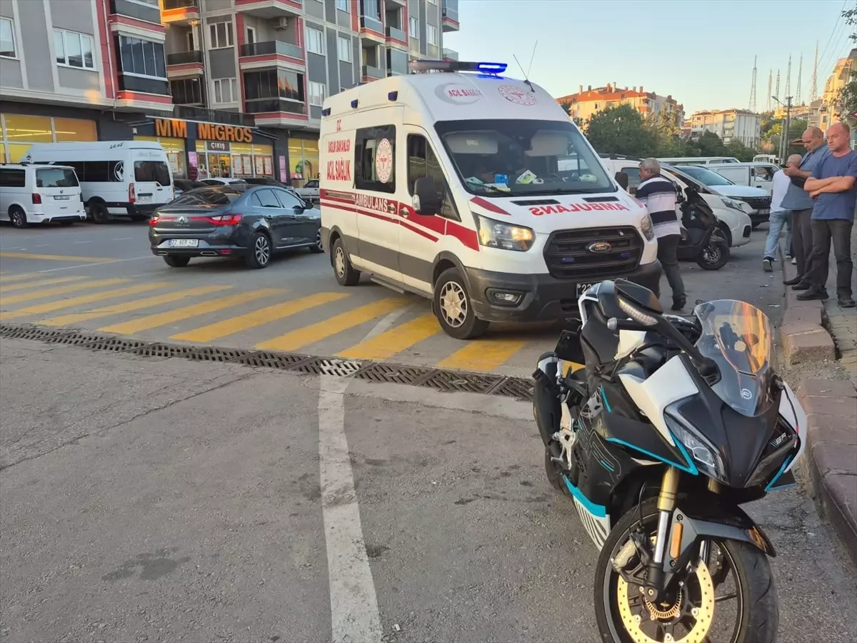 Edirne'de Motosiklet Kazası: Bir Yaralı