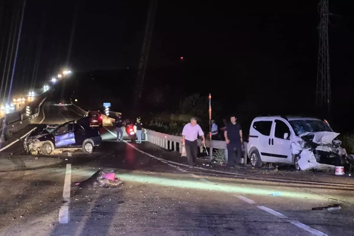 Edirne'de Trafik Kazası: 5 Yaralı