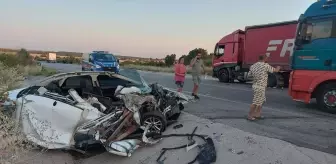 Edirne'de Tır Park Halindeyken Otomobil Çarpması Sonucu Bir Kişi Ağır Yaralandı