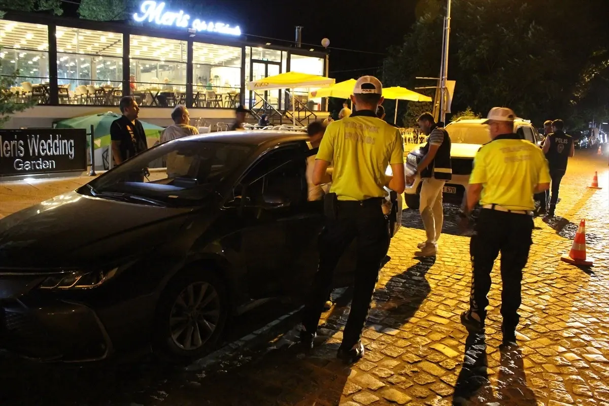 Edirne'de Asayiş ve Trafik Denetimi Gerçekleştirildi