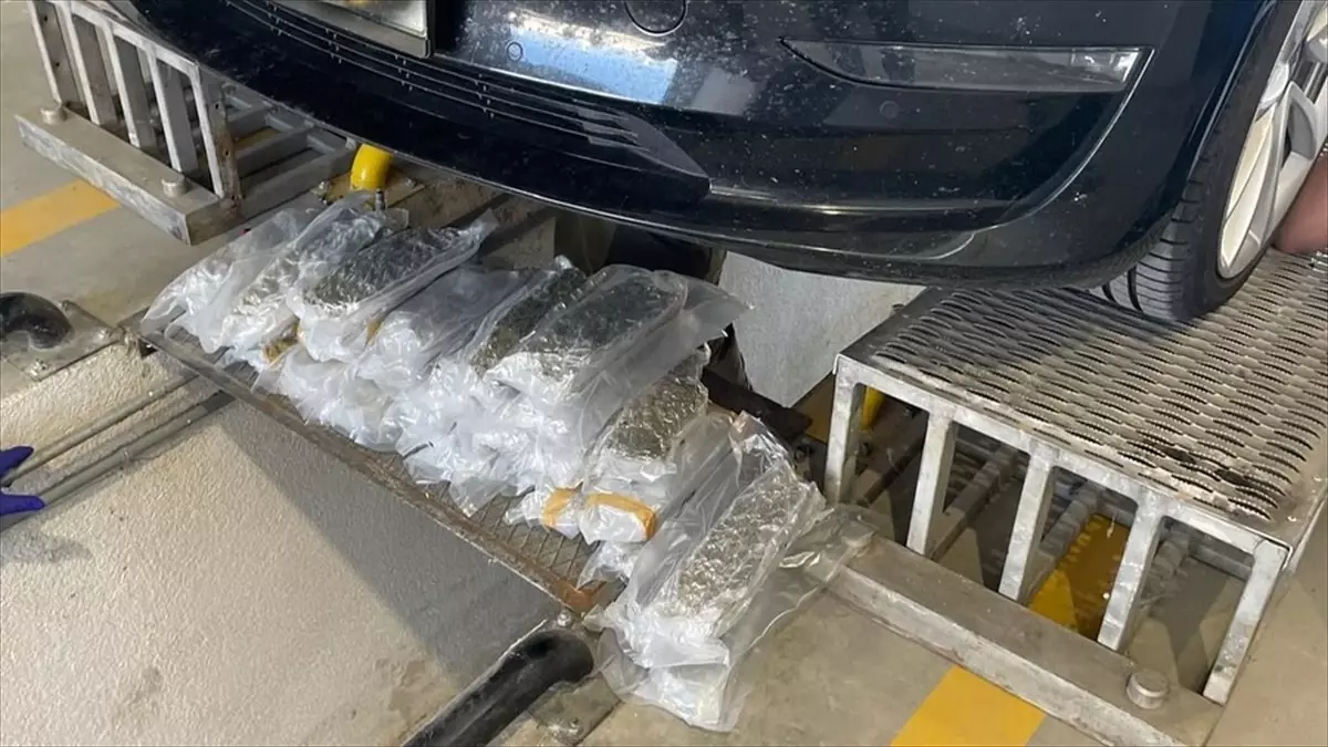 Kapıkule ve Pazarkule Sınır Kapılarında Uyuşturucu Operasyonu: 69 Kilo Ele Geçirildi