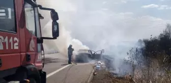Edirne'de Seyir Halindeki Otomobil Yangınında Kullanılamaz Hale Geldi