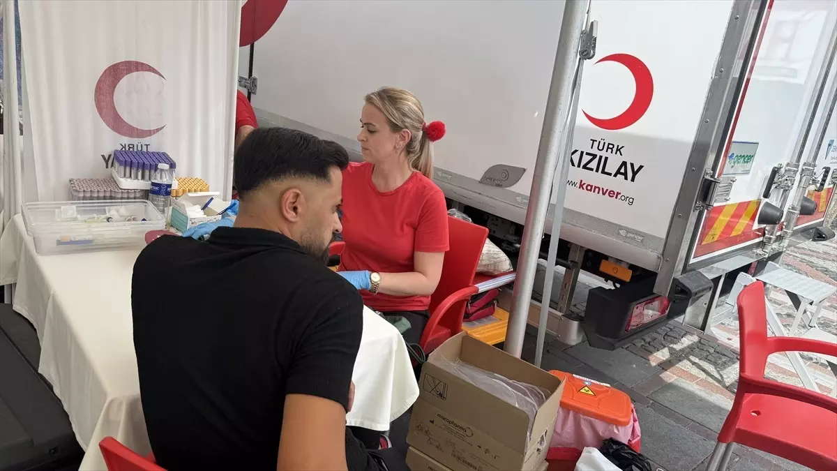 Edirne'de Kan Bağışı Kampanyası Devam Ediyor