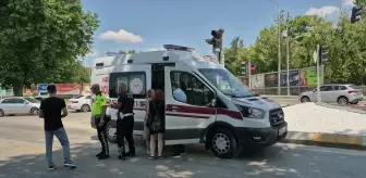 Edirne'de Minibüsün Çarptığı Bisikletli Çocuk Yaralandı