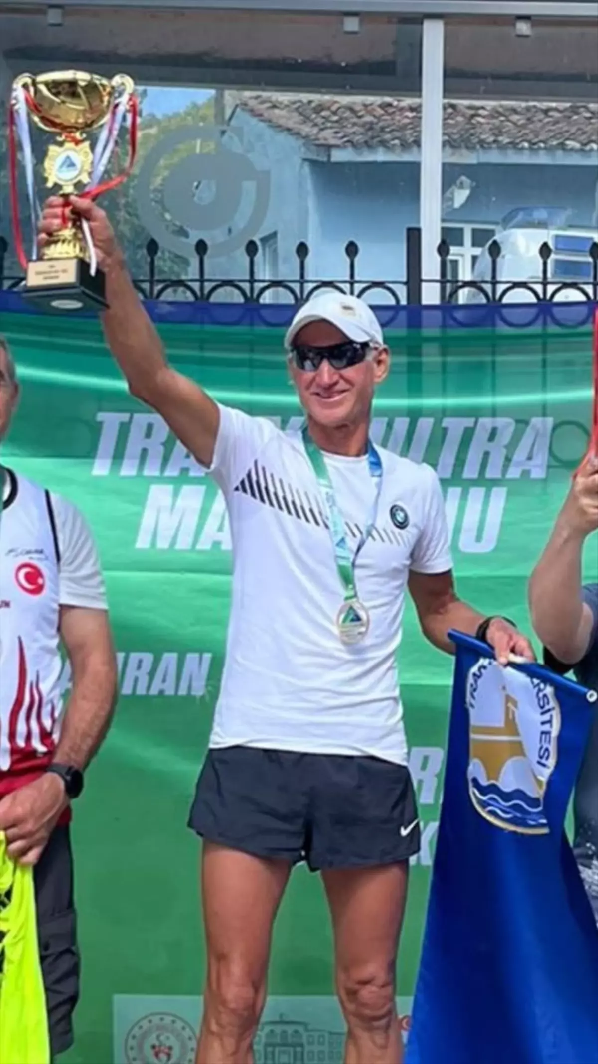 Trakya Üniversitesi Atletinden Başarı: Raşit Hüseyin Çoban, Trakya Ultra Maratonu'nda Dereceye Girdi