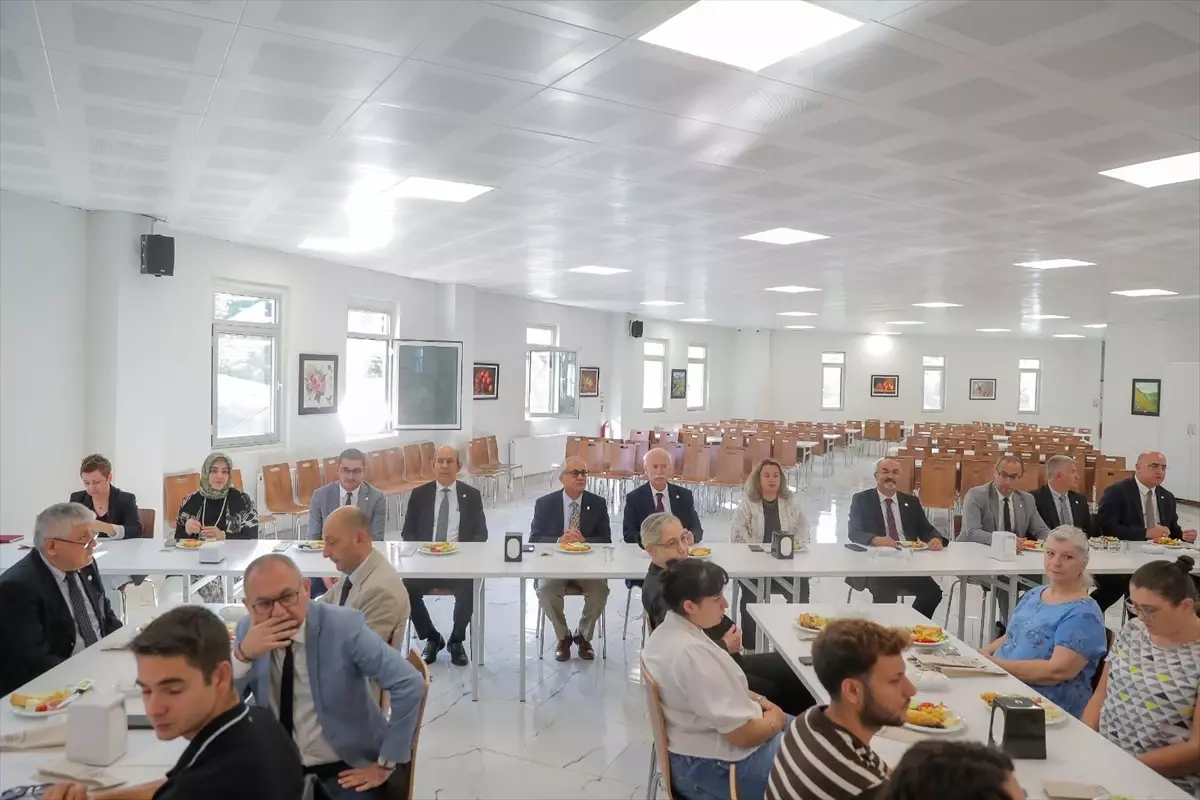 Trakya Üniversitesi'nde Öğrenci Toplulukları Toplantısı Gerçekleşti