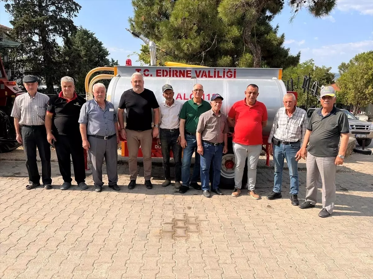 Edirne'de Yangın Söndürme Tankeri Çamlıca Köyü'ne Kazandırıldı