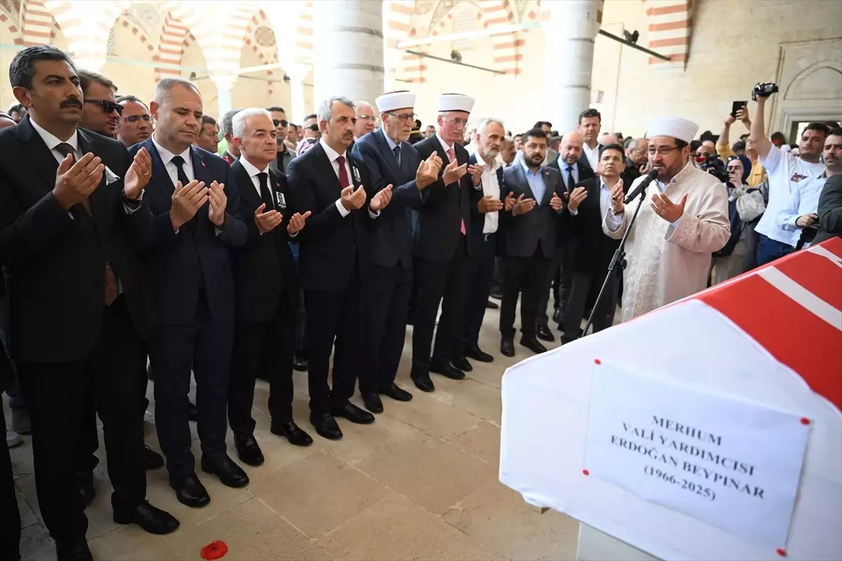 Edirne Vali Yardımcısı Erdoğan Beypınar Hayatını Kaybetti