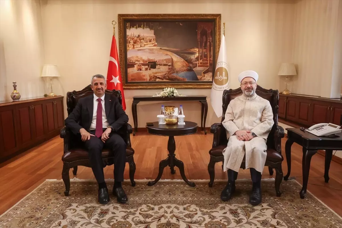 Vali Sezer, Diyanet İşleri Başkanı Erbaş'ı Kırkpınar'a Davet Etti