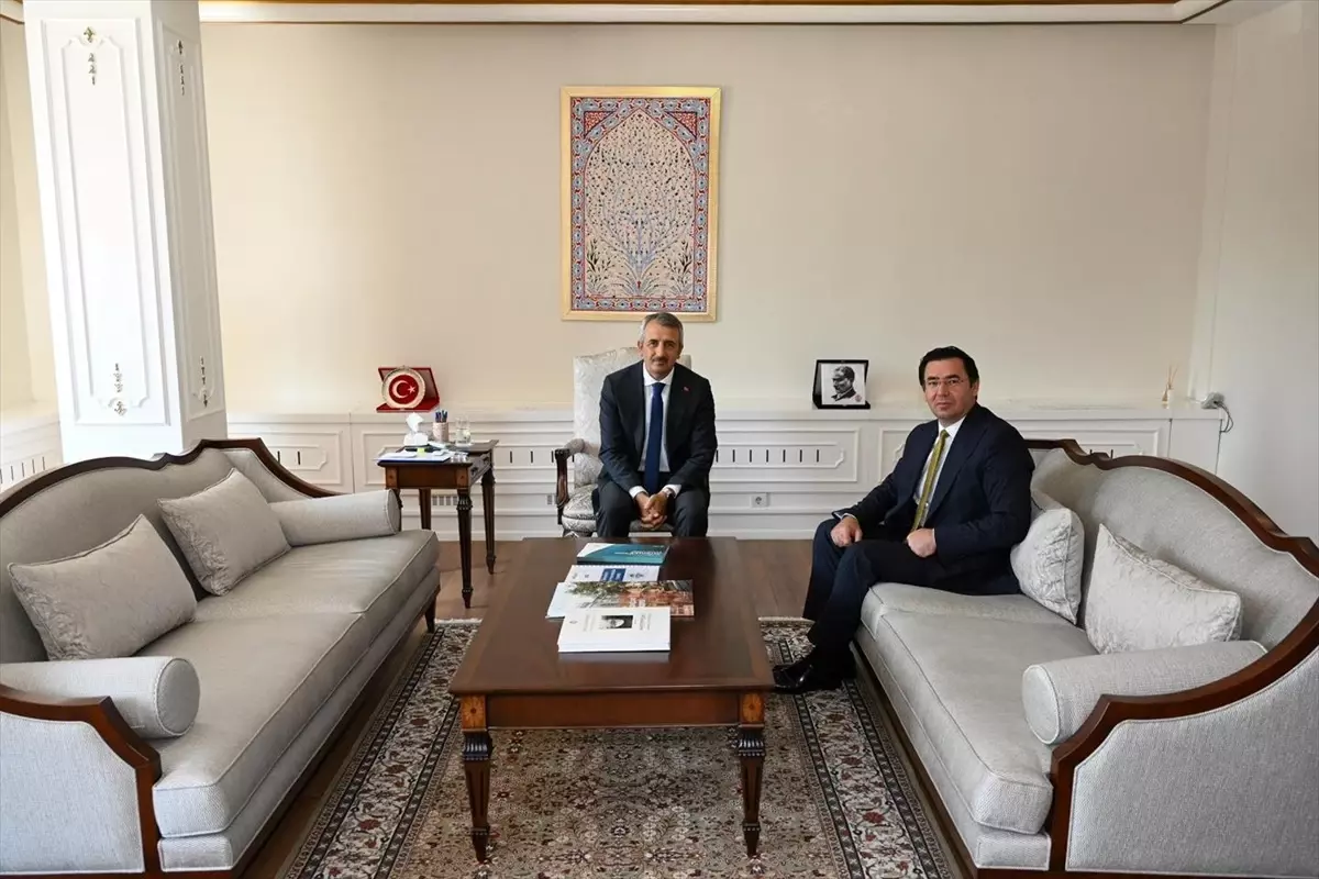 Edirne Valisi Yunus Sezer, Yeni Başsavcıyı ve Tarım Müdürünü Kabul Etti