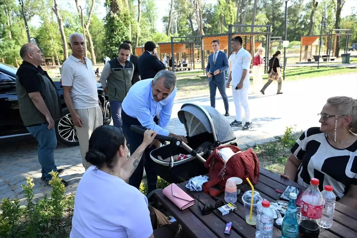 Edirne Valisi Yunus Sezer, Söğütlük Millet Bahçesi'ni Ziyaret Etti