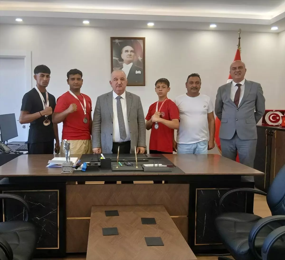 Edirneli Sporcular, Vali Yardımcısı Subaşı'nı Ziyaret Etti