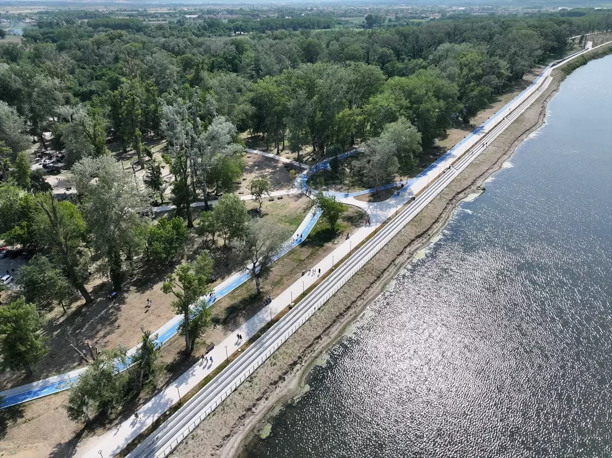 Edirne'de Yeni Bir Dinlenme Alanı: Söğütlük Millet Bahçesi Açıldı