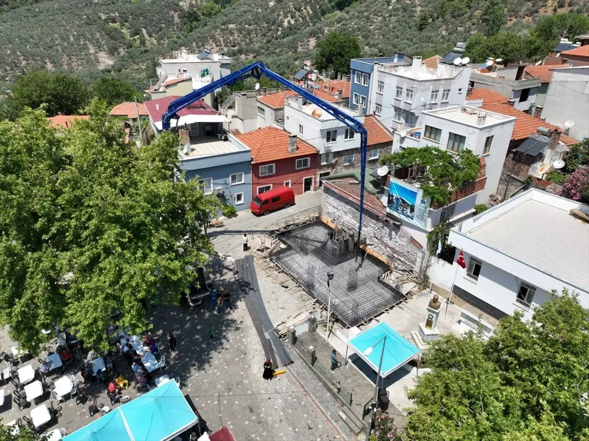Edremit'te Aile Sağlığı Merkezinin Temeli Atıldı