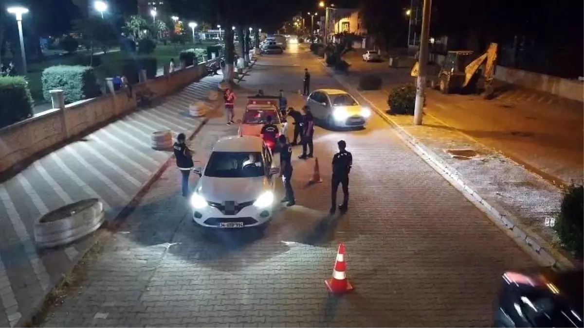Edremit'te Şok Asayiş ve Trafik Uygulaması: 4 Aranan Şahıs Yakalandı