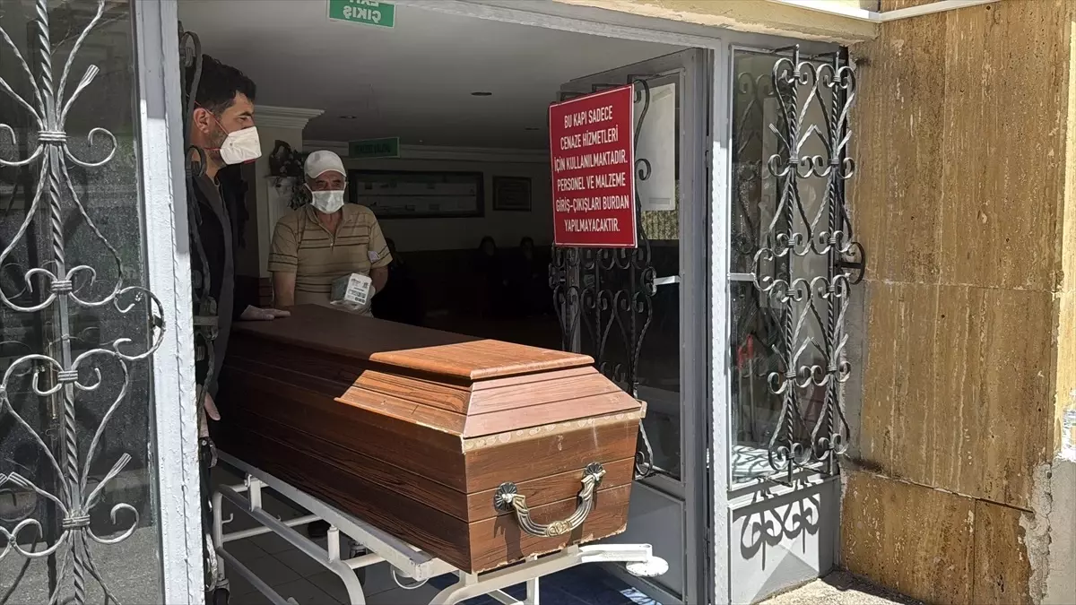 Kırım Kongo Kanamalı Ateşi Hastalığı Nedeniyle Bir Kişi Hayatını Kaybetti