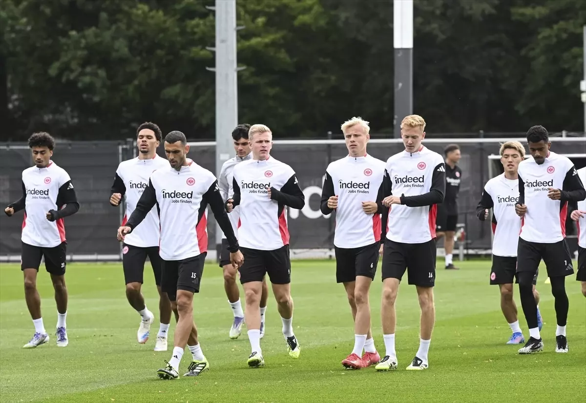 Eintracht Frankfurt, Galatasaray Maçı Hazırlıklarını Tamamladı