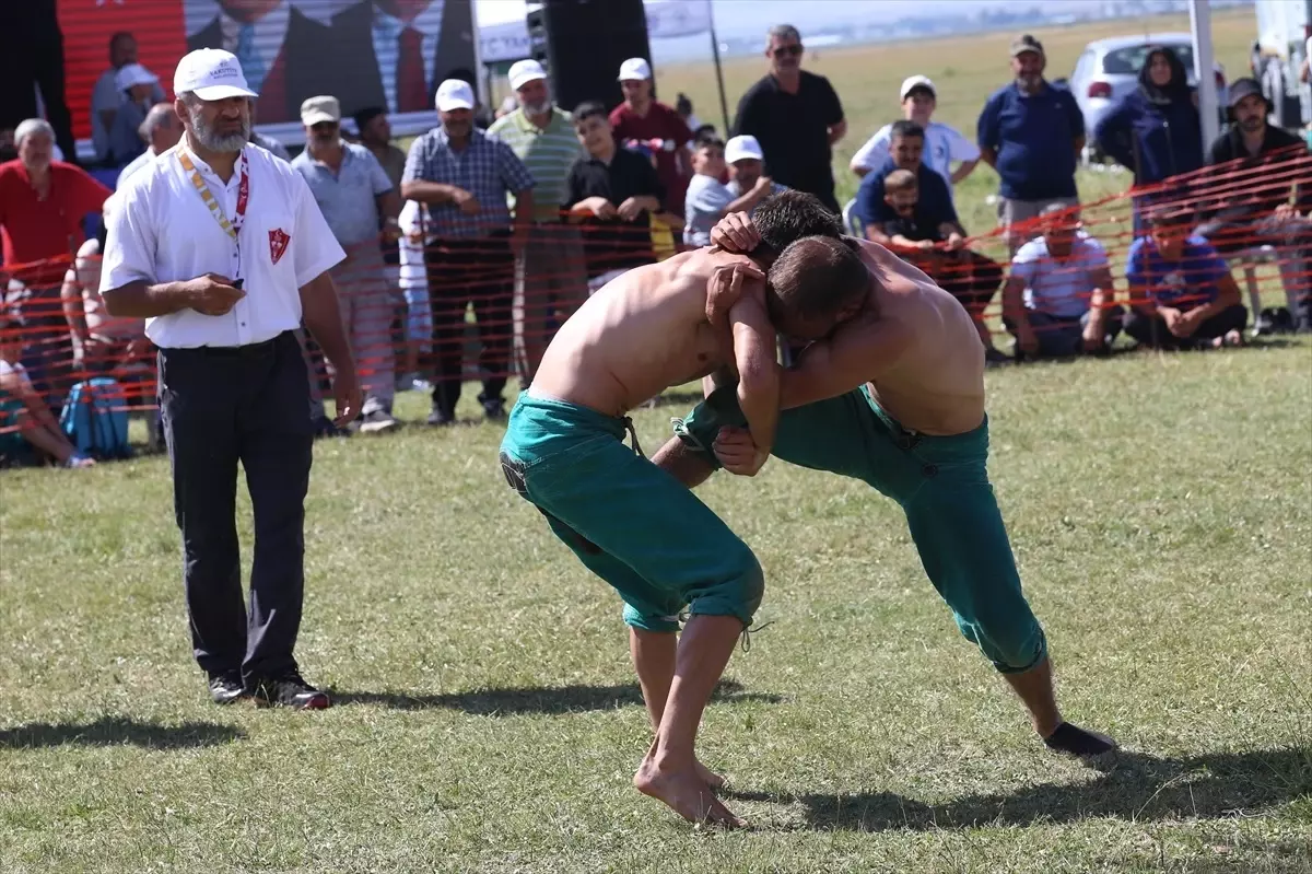 Erzurum Ovası Güreşleri Gerçekleşti