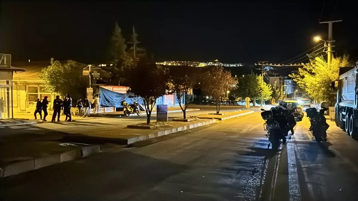 Elazığ'da Sopalı Kavga: 3 Yaralı