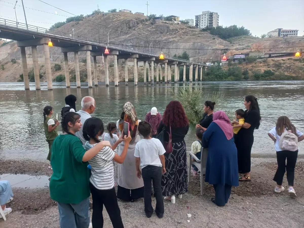 Elazığ'da Çocuklara Keban'da Gezi Programı Düzenlendi