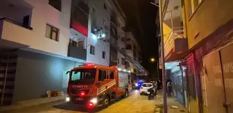 Elazığ'da Evde Yangın: Dumandan Etkilenen Kişi Hastaneye Kaldırıldı