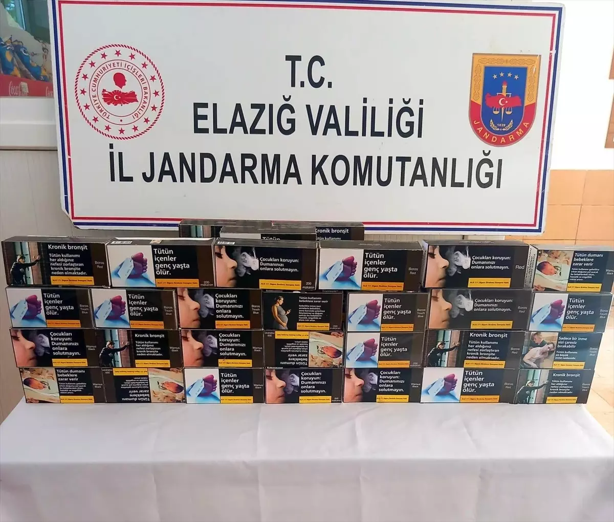 Elazığ'da Kaçak Sigara Operasyonu: 3 Gözaltı
