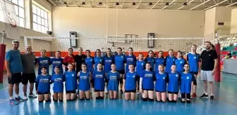 Elmalı Belediyespor Kız Voleybol Takımı Kuruldu