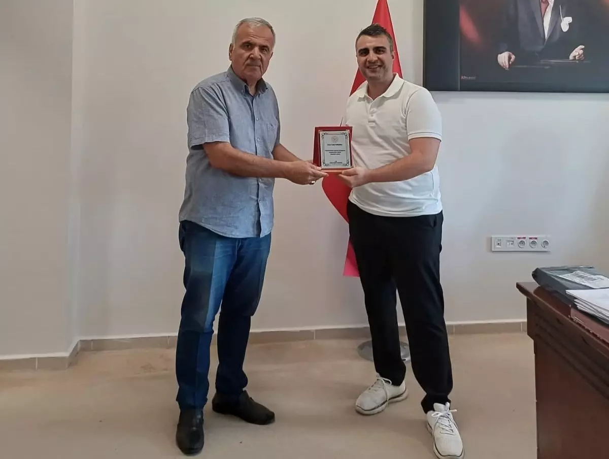 Antalya'da Hayırseverlerden Elmalı Devlet Hastanesi'ne Tıbbi Cihaz Bağışı
