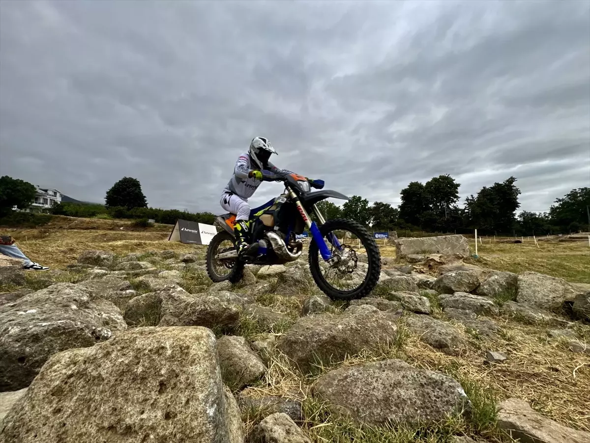 Emekli Bankacı Salih Serim'in Enduro Başarısı
