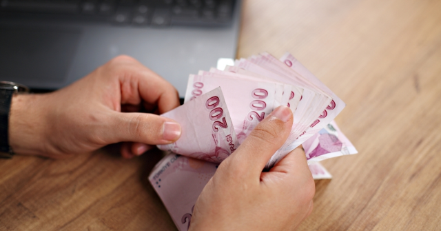 Emekli bayram ikramiyesi bugün yatar mı? 2025 Emekli bayram ikramiyesi ödeme takvimi açıklandı mı?