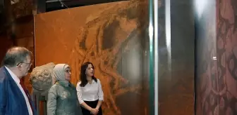 Emine Erdoğan Anadolu Selçukluları Sergisi'ni ziyaret etti