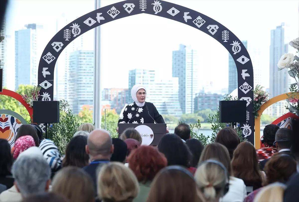 Emine Erdoğan, New York'ta 'Anadoludakiler: Kapıların Ardındaki Hazineler' programında konuştu Açıklaması