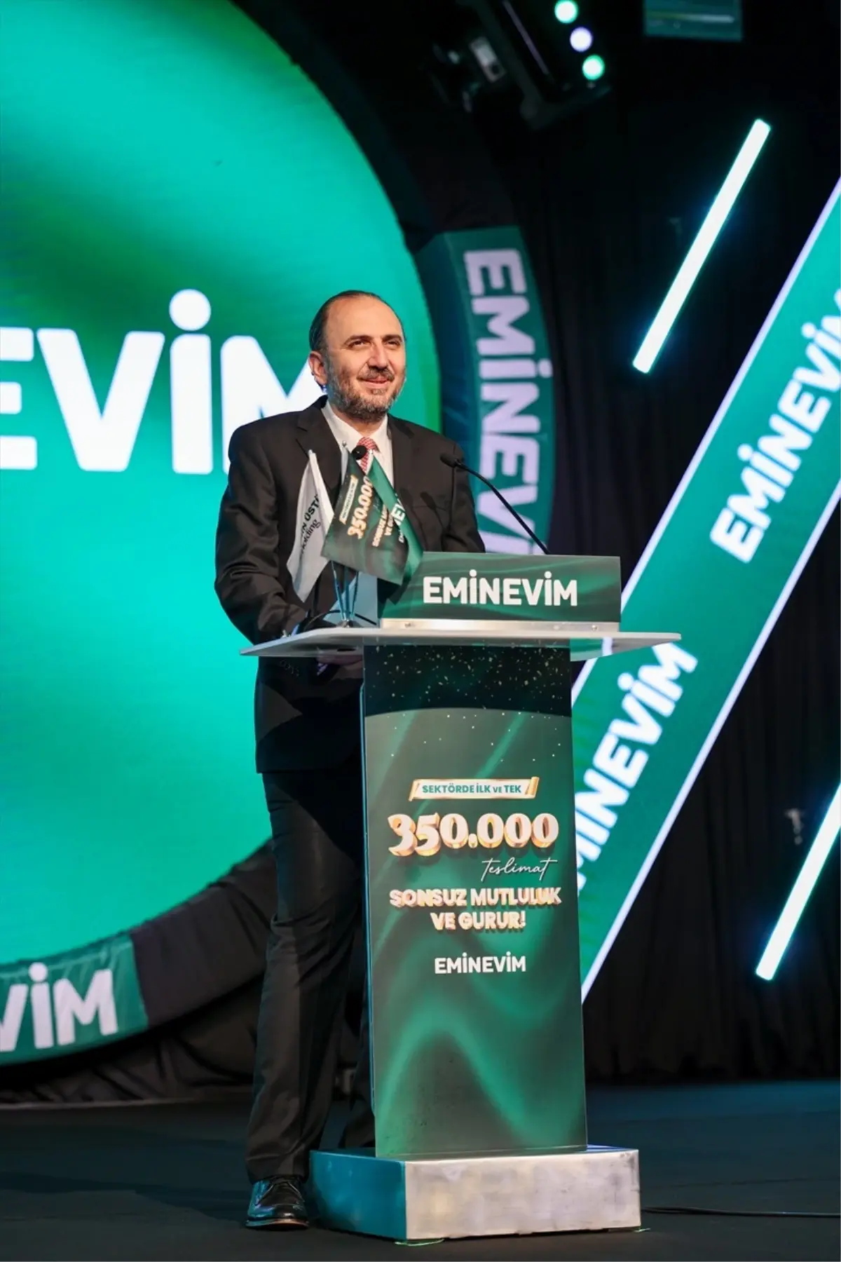 Eminevim 350 Bininci Teslimatını Kutladı