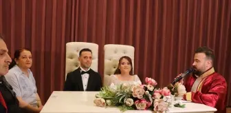 Endonezyalı Rica Apriyanti ile Türk Eyüp Aslan Dünya Evine Girdi