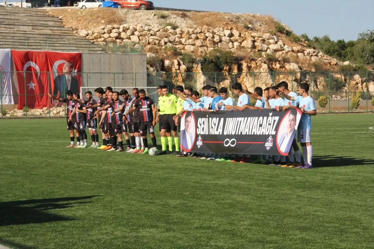 Erdemli'de Muhtar Kemal Çevik Futbol Turnuvası Başladı