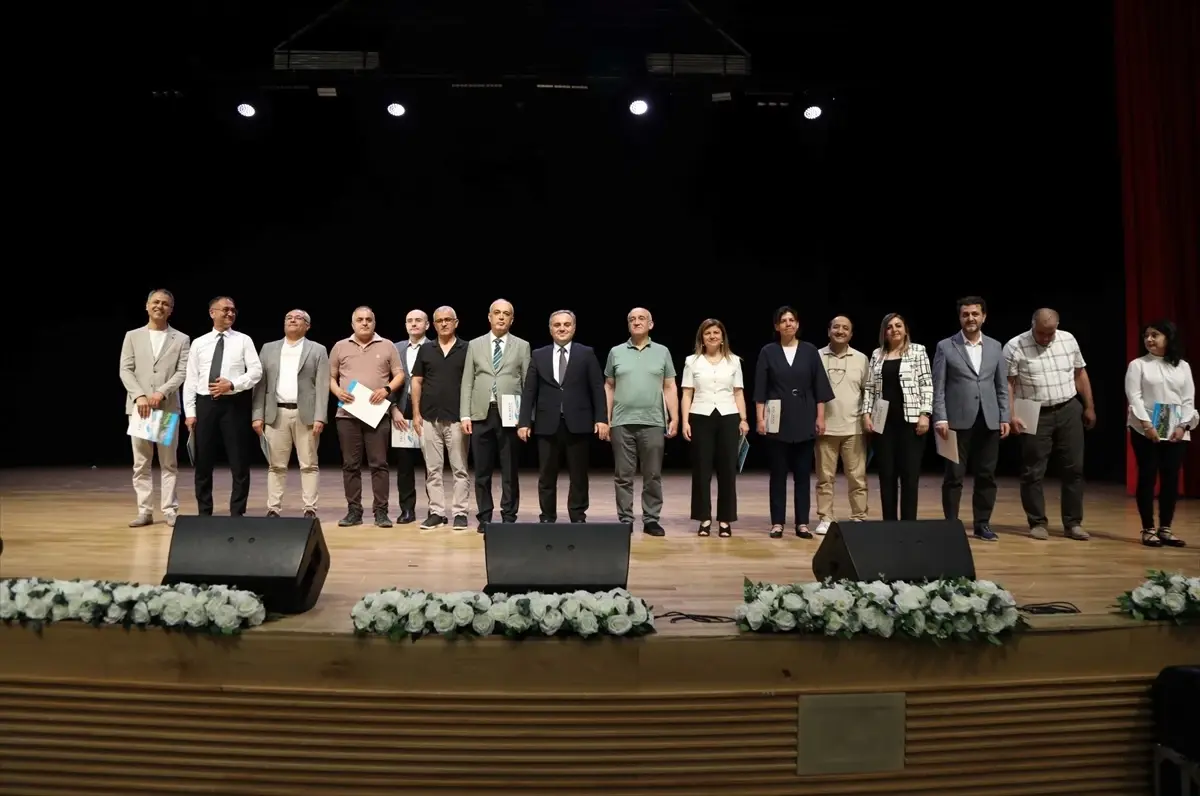 Erciyes Üniversitesi'nde 2024 Araştırma Performansı Ödülleri Sahiplerini Buldu