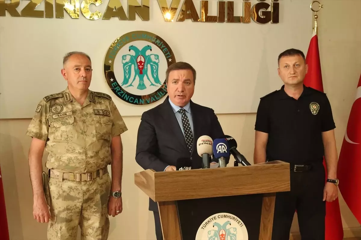Erzincan'da FETÖ Operasyonları ve Asayiş Bilgilendirme