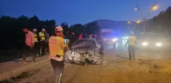 Erzincan'da Trafik Kazası: 3 Yaralı