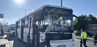 Erzincan'da Otobüs ile Tır Çarpıştı: 3 Yaralı