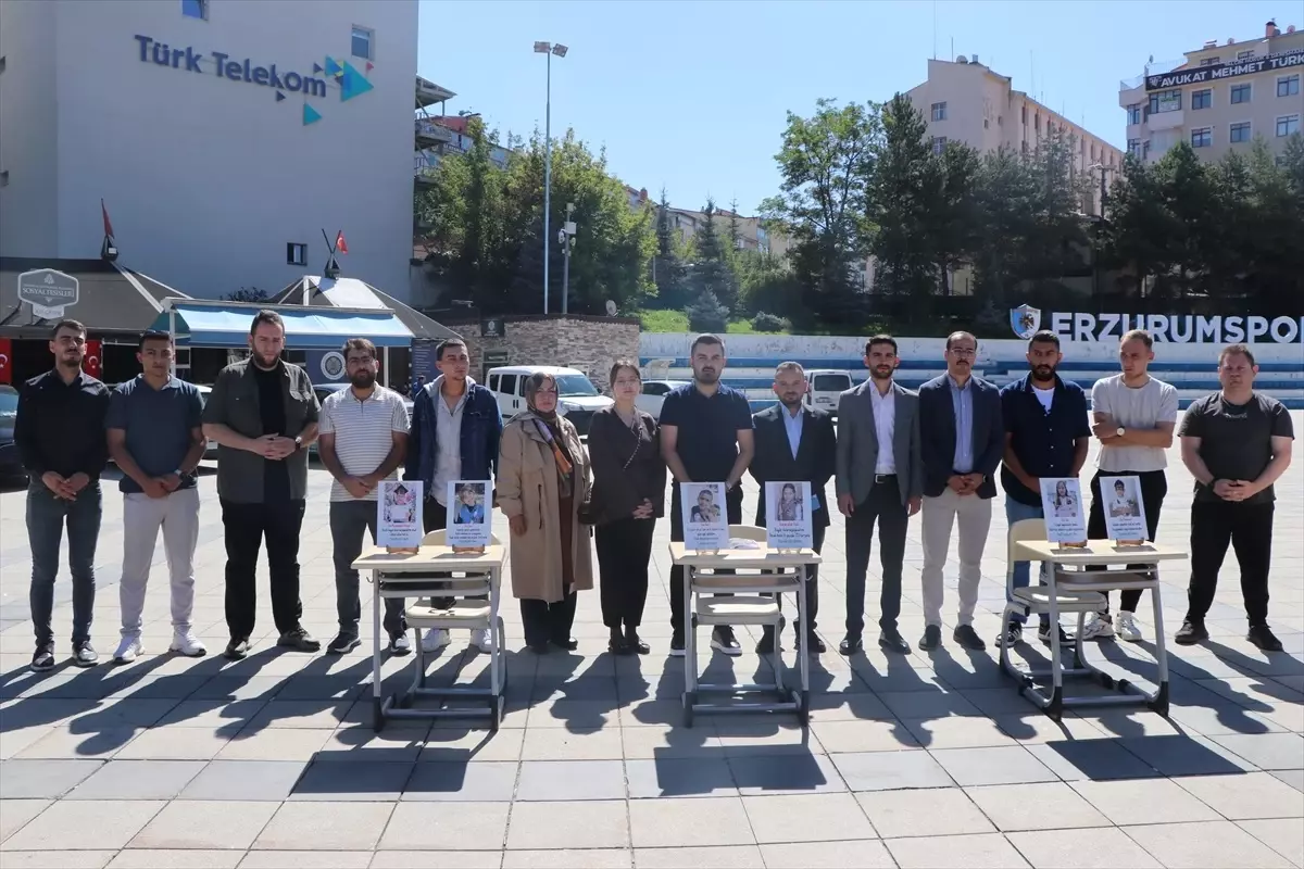 Erzurum, Ardahan ve Ağrı'da 'Gazze'de Boş Sıralar' etkinliği yapıldı