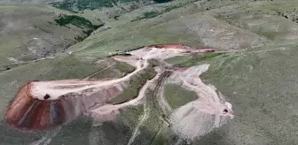 Erzurum'da 16 bin dekar arazinin sulanmasında kullanılacak 3 göletin yapımı sürüyor